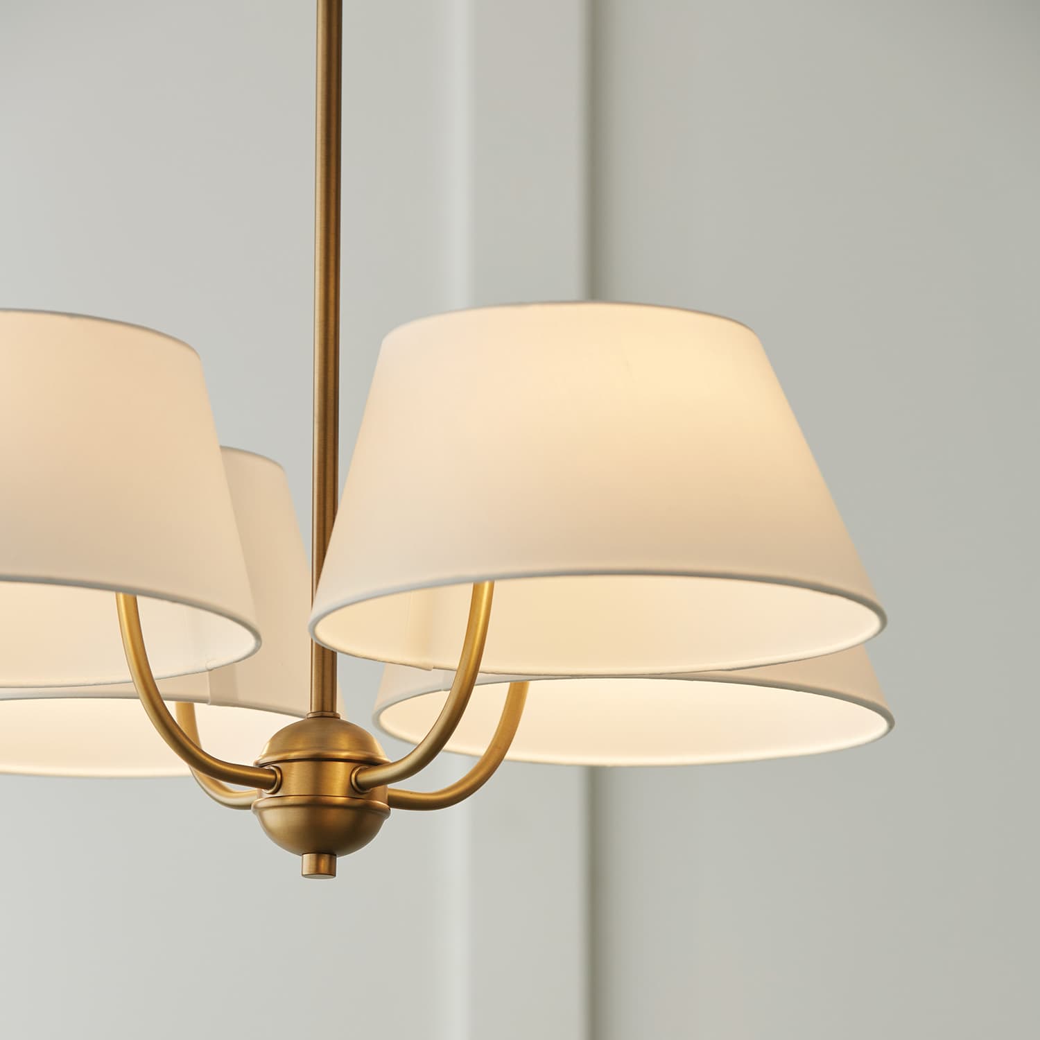 Rigby 4 Light Chandelier in Aged Brass-img-3