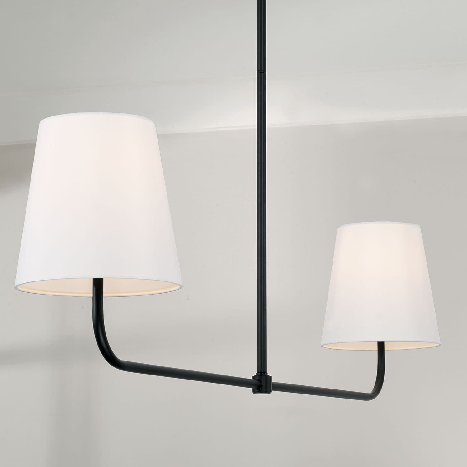Winnie 2 Light Linear Chandelier in Matte Black-img-3