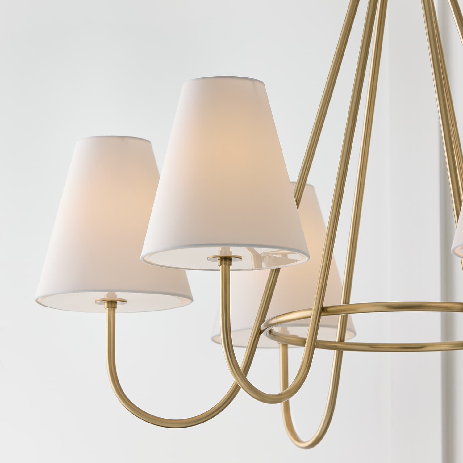Jules 6 Light Chandelier in Matte Brass-img-5