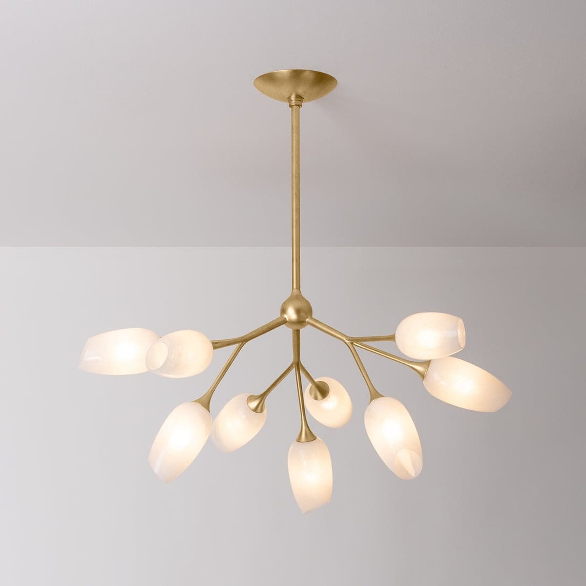 Beatrice 9 Light Chandelier in Vintage Gold Leaf-img-1