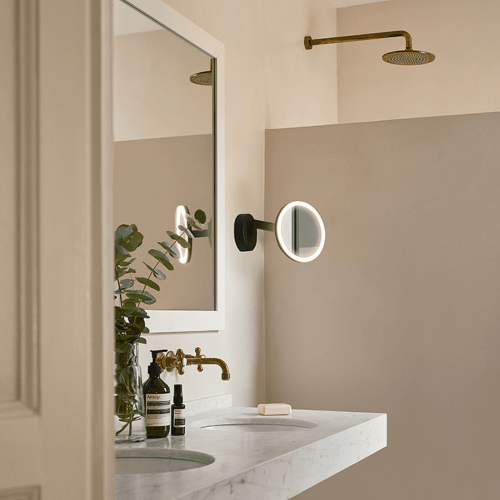 Vanity Wall Light in Black-img-2