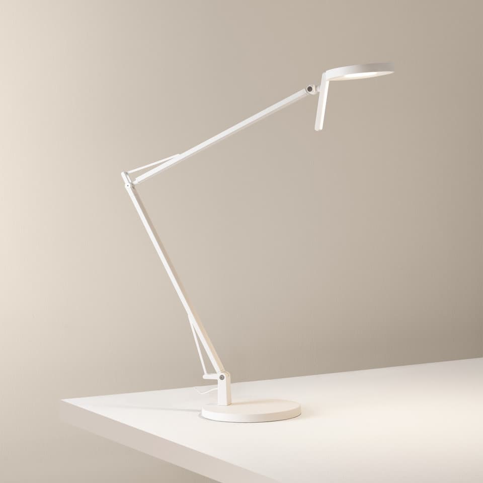 Marlin LED Table Lamp in White-img-1