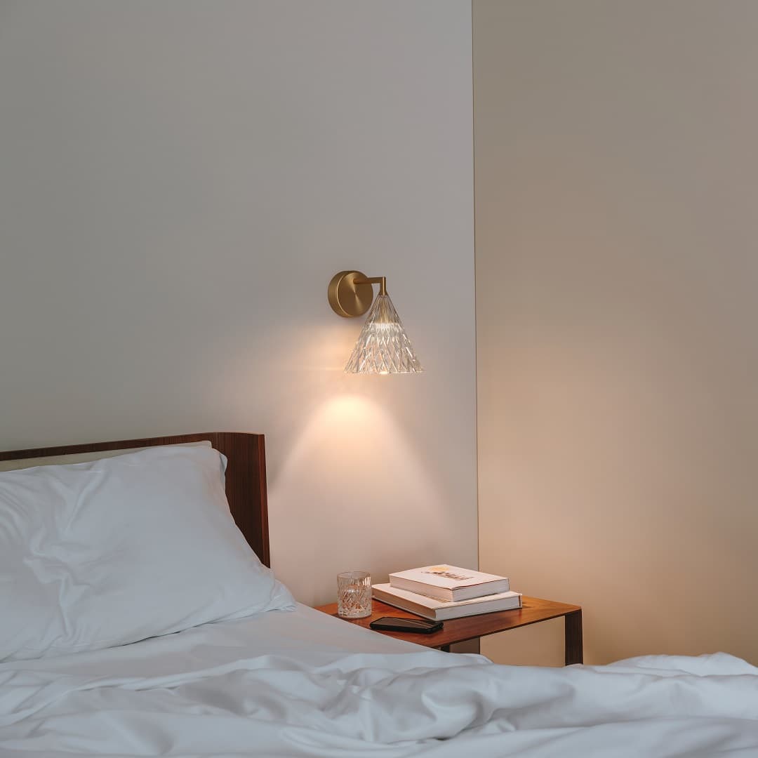 Carla LED Wall Light in Polished Brass-img-1