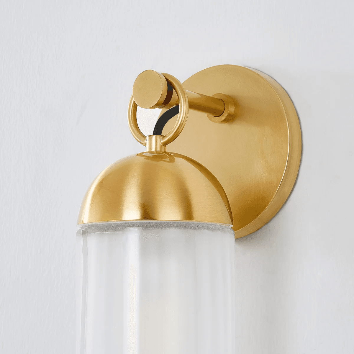 Lumi 1 Light Wall Light in Aged Brass-img-2