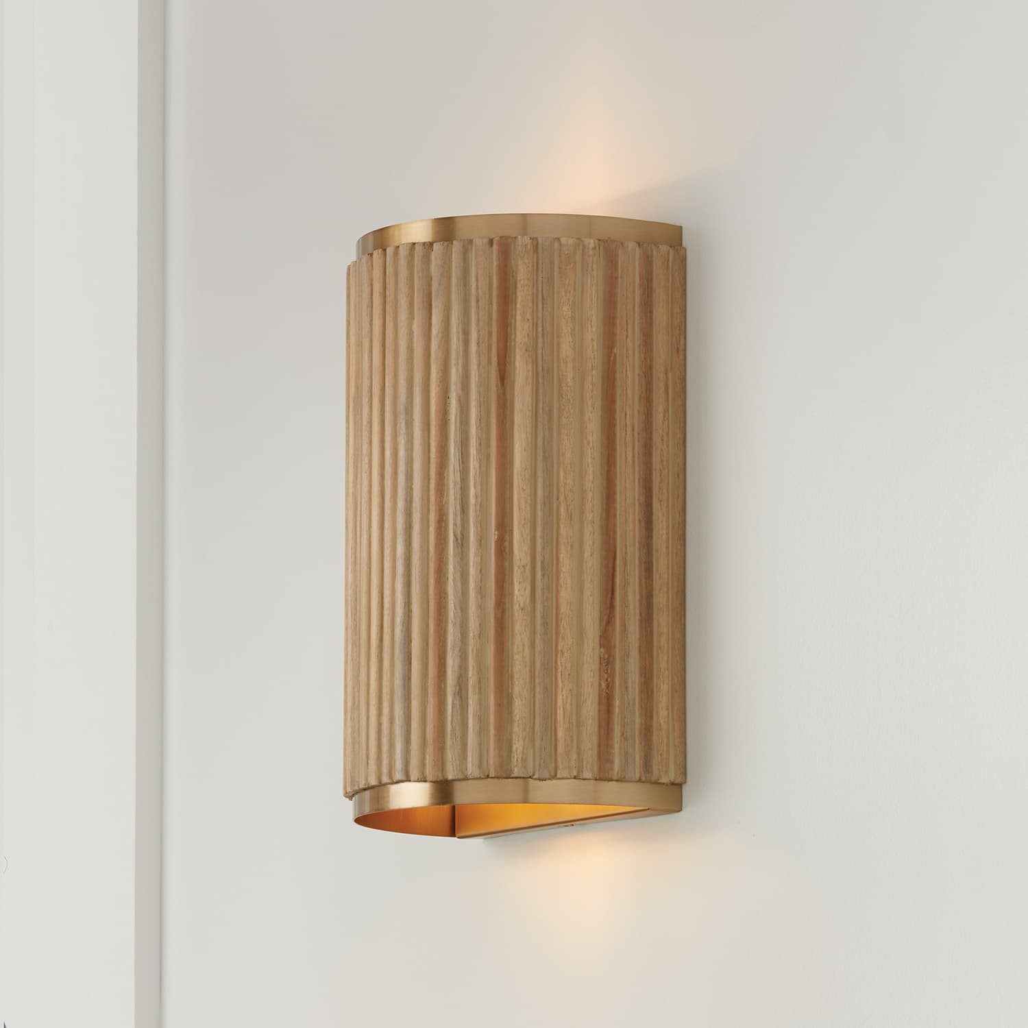 Cody 2 Light Wall Sconce In White Wash & Matte Brass-img-2