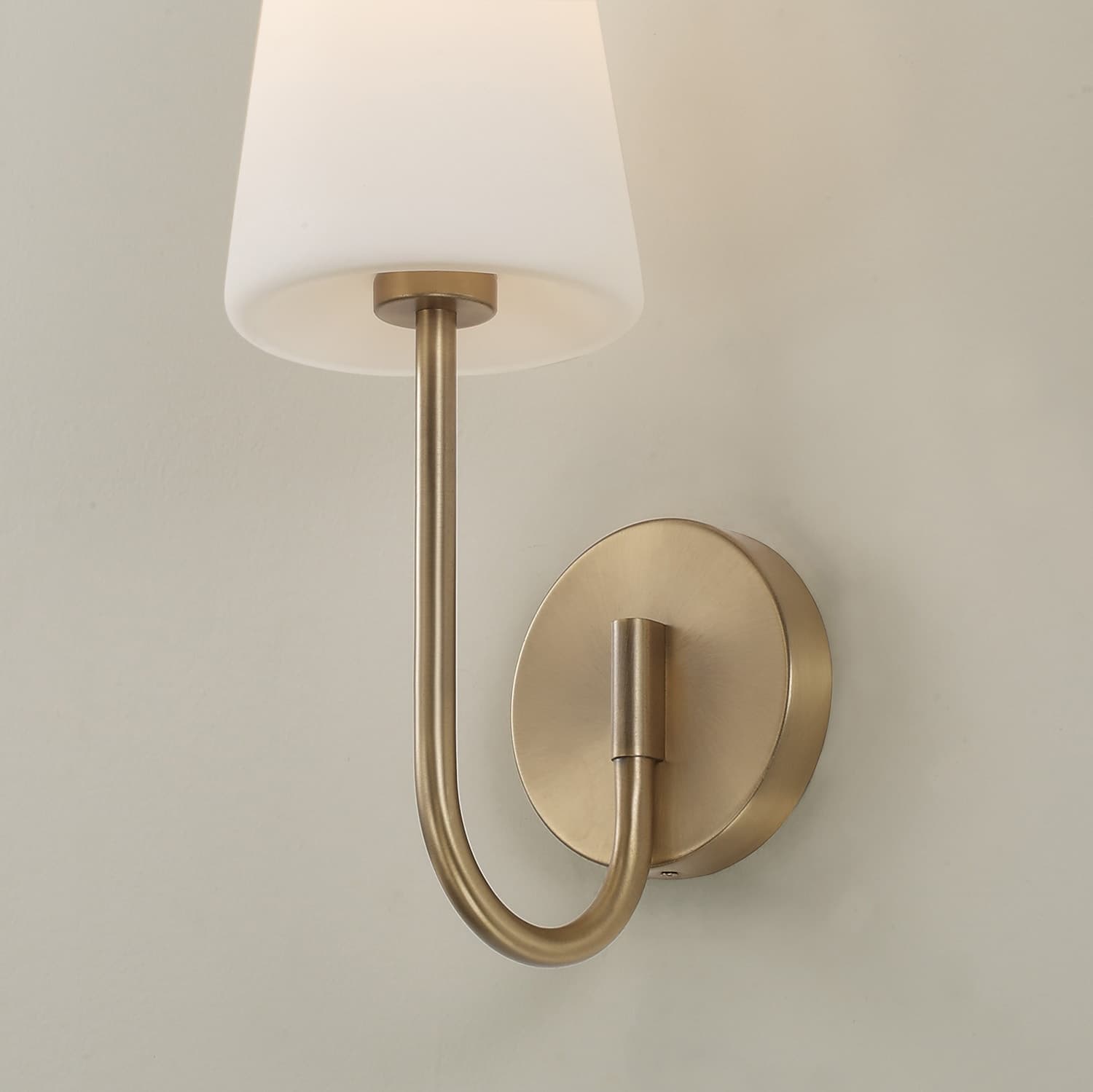 Mira 1 Light Wall Light in Aged Brass-img-2